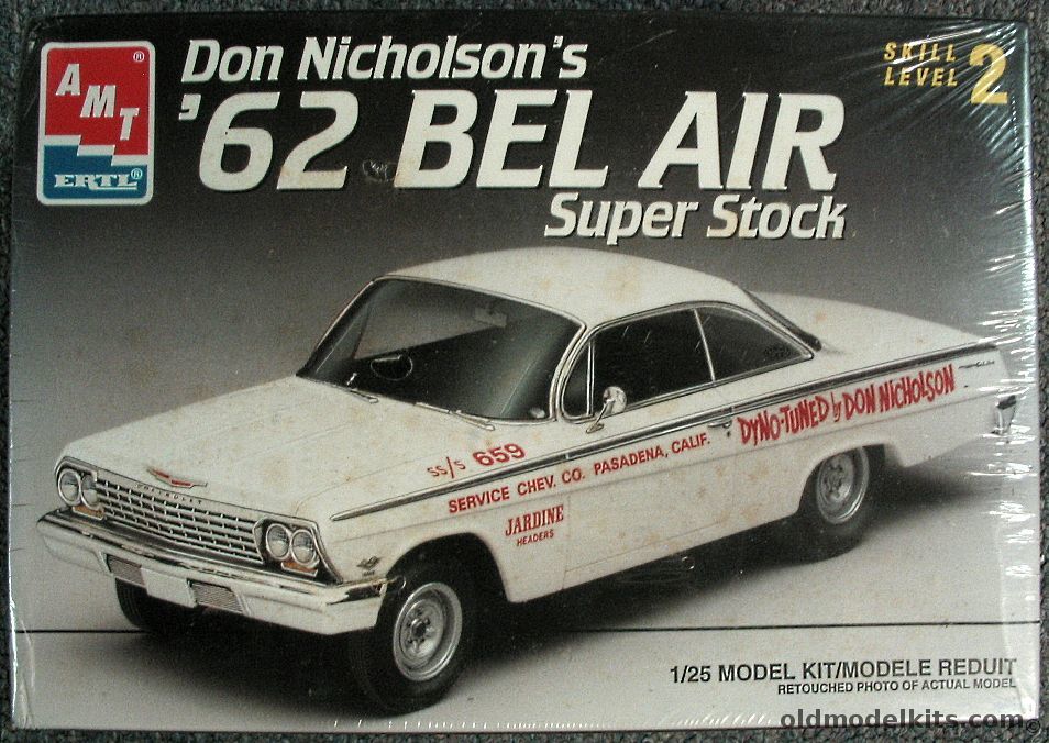 AMT 1/25 1962 Chevrolet Bel Air Super Stock - Don Nicholson, 6699 plastic model kit